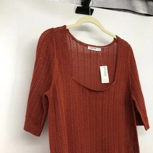 Reitmans NWT Burnt Orange crochet sheer square neck 2/3 sleeve top - Picture 4 of 14